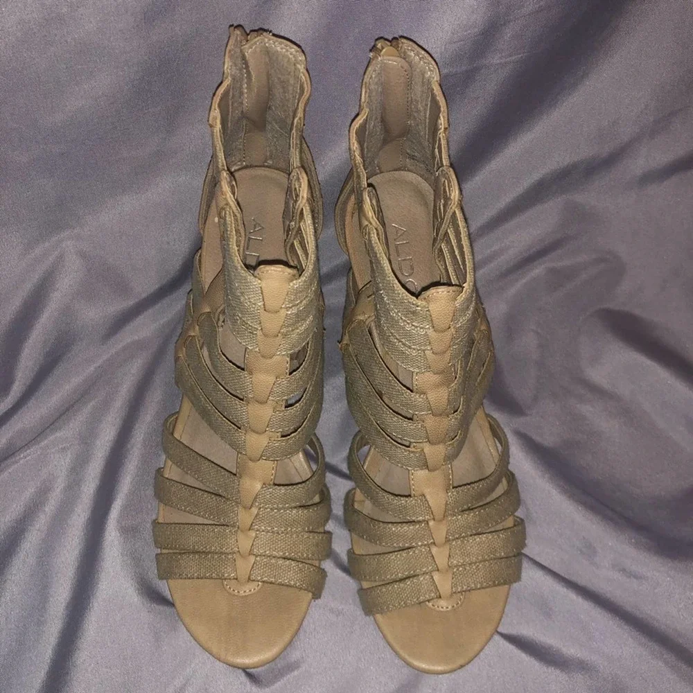 Aldo Strappy Gladiator Tan Heel Zip Back Size 38